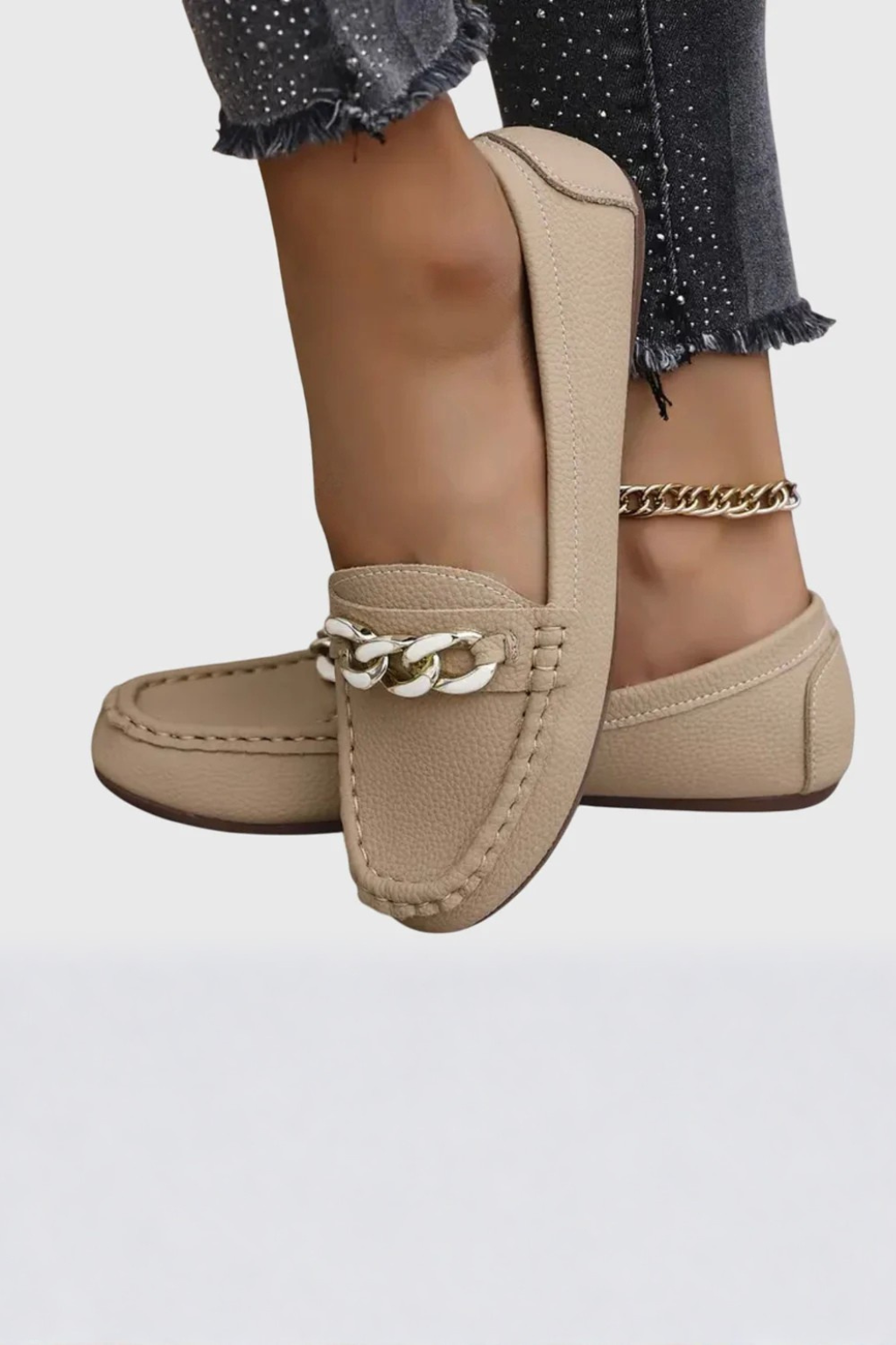 Valerisse | Women's Chain Detail Slip-On Loafers