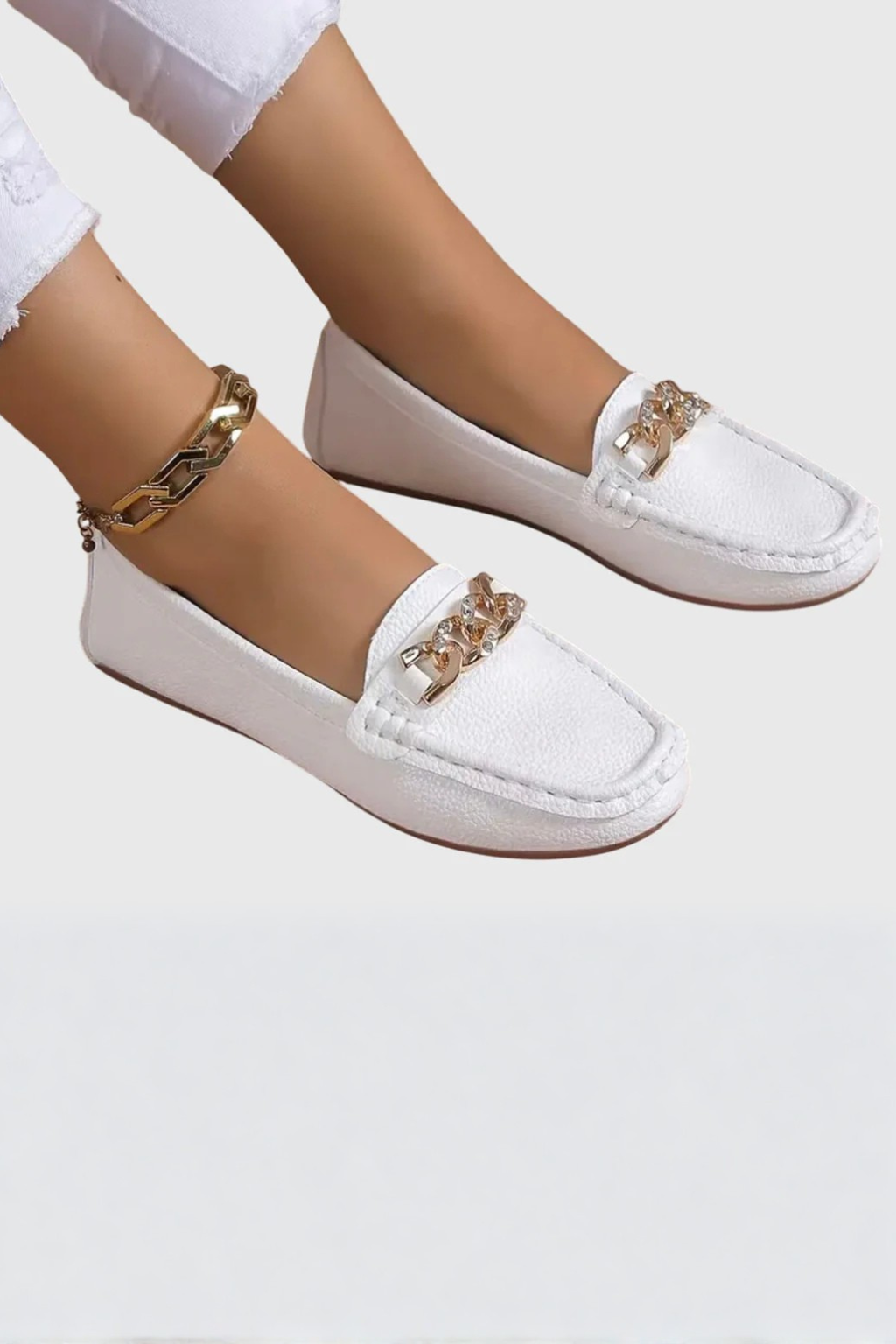 Valerisse | Women's Chain Detail Slip-On Loafers