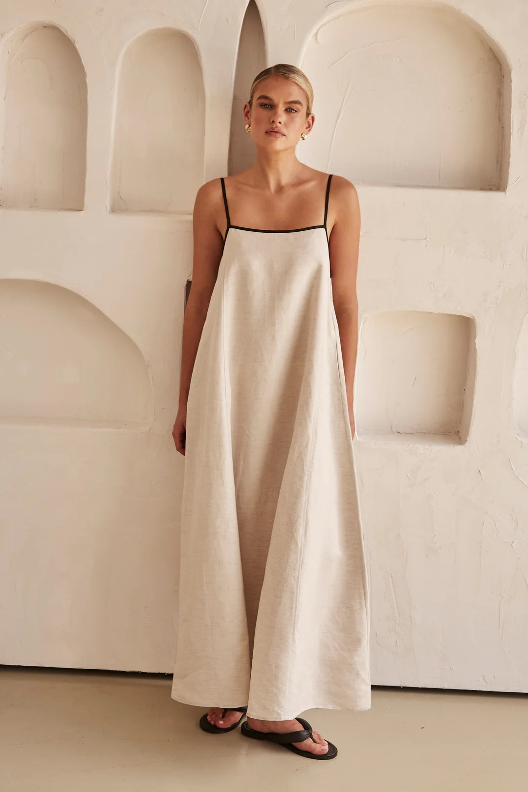 Luna | Elegant Linen Maxi Dress with Contrast Trim