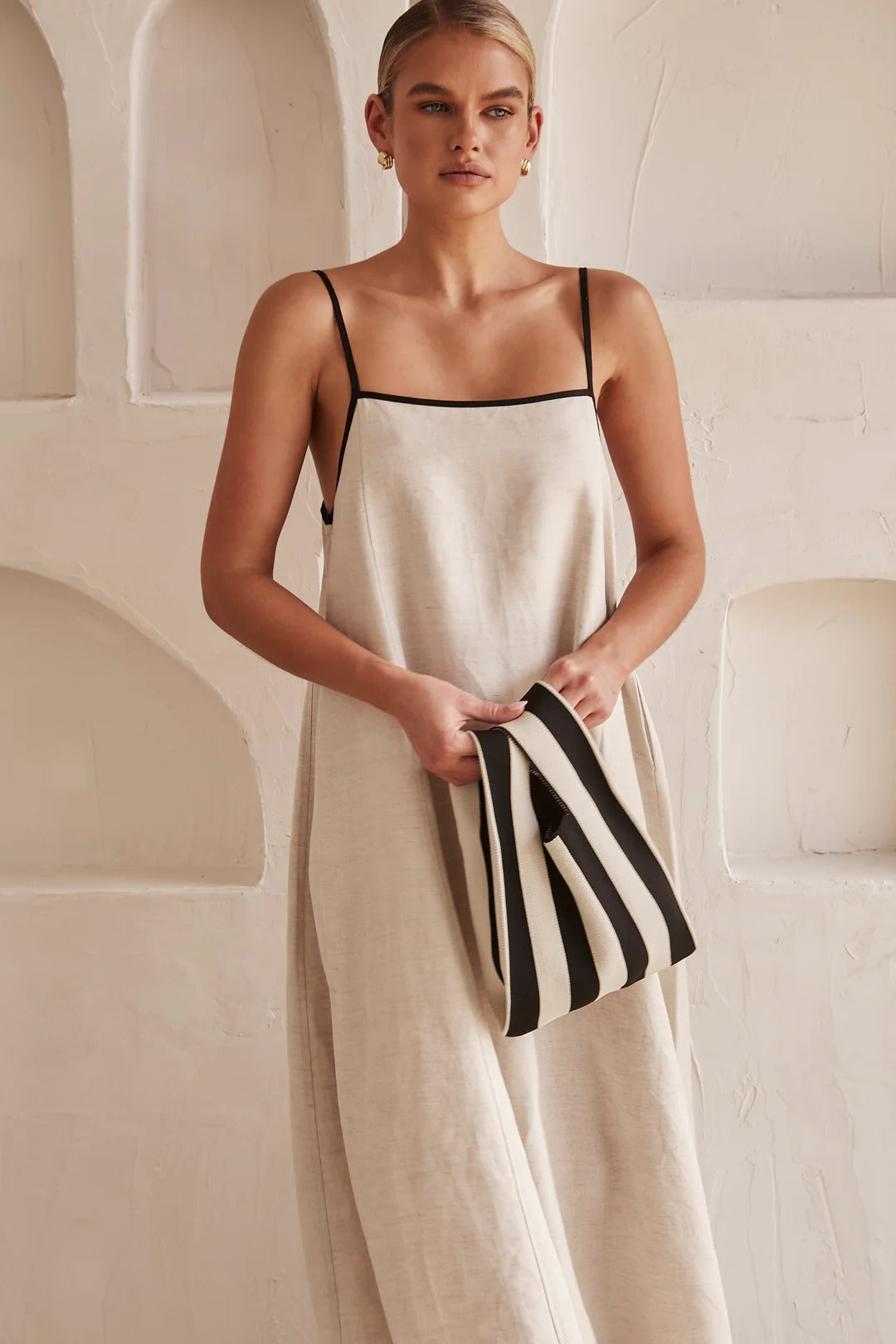 Luna | Elegant Linen Maxi Dress with Contrast Trim