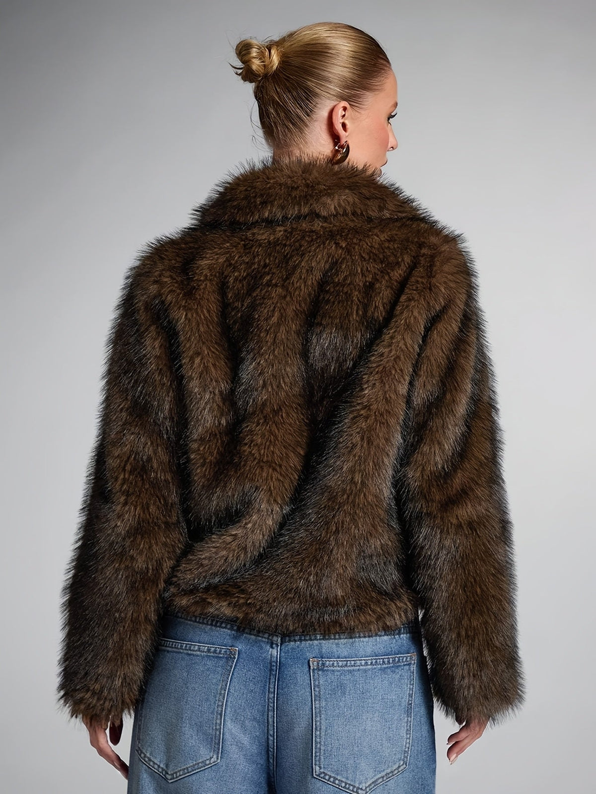 Elara | Women’s Cropped Faux Fur Coat