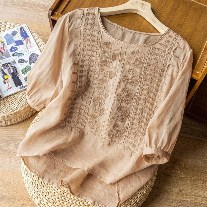 Évelisse | Women's Embroidered Relaxed-Fit Blouse
