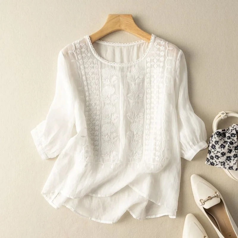 Évelisse | Women's Embroidered Relaxed-Fit Blouse