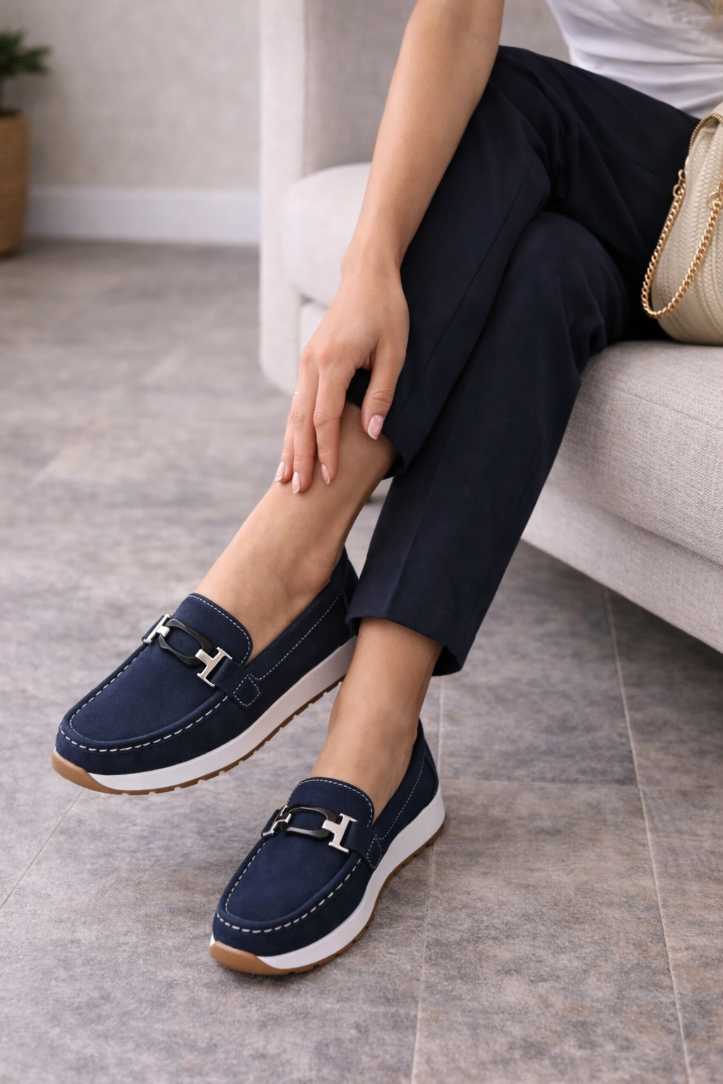 Calivra | Women's Buckle Loafers