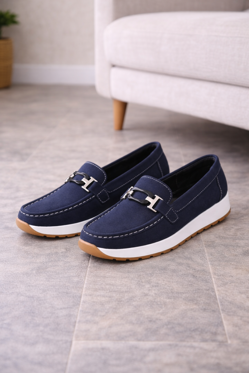 Calivra | Women's Buckle Loafers