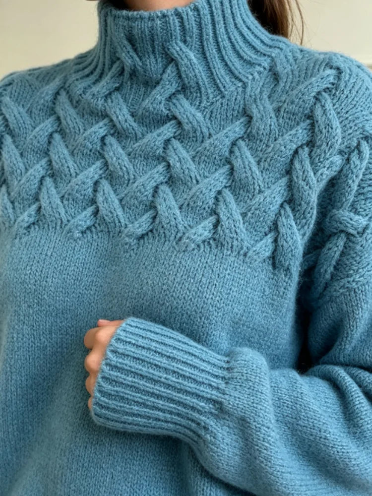Women's Cable-Yoke Turtleneck Oversized Knit Jumper