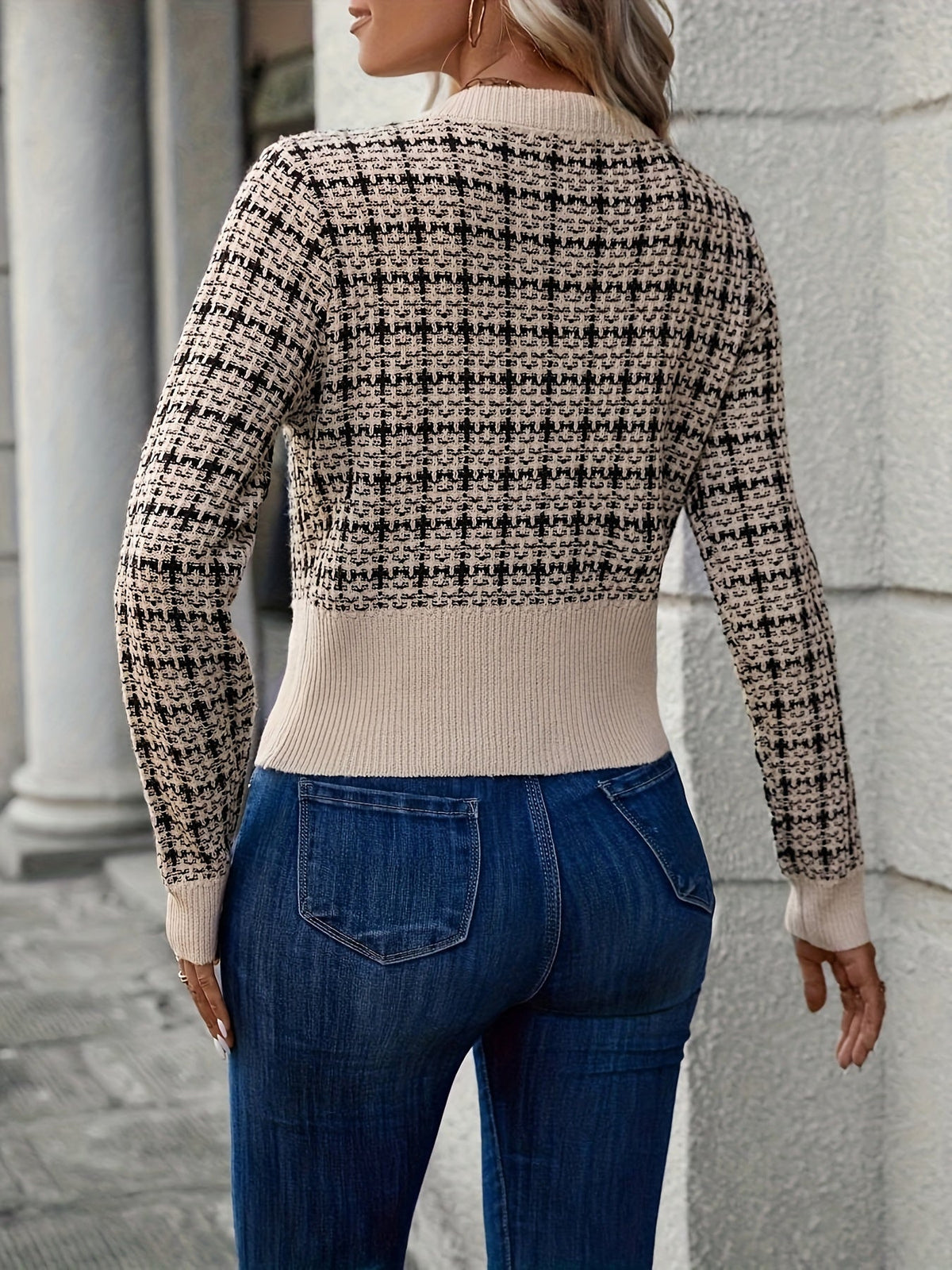 Elo | Women's Cropped Houndstooth Knit Cardigan