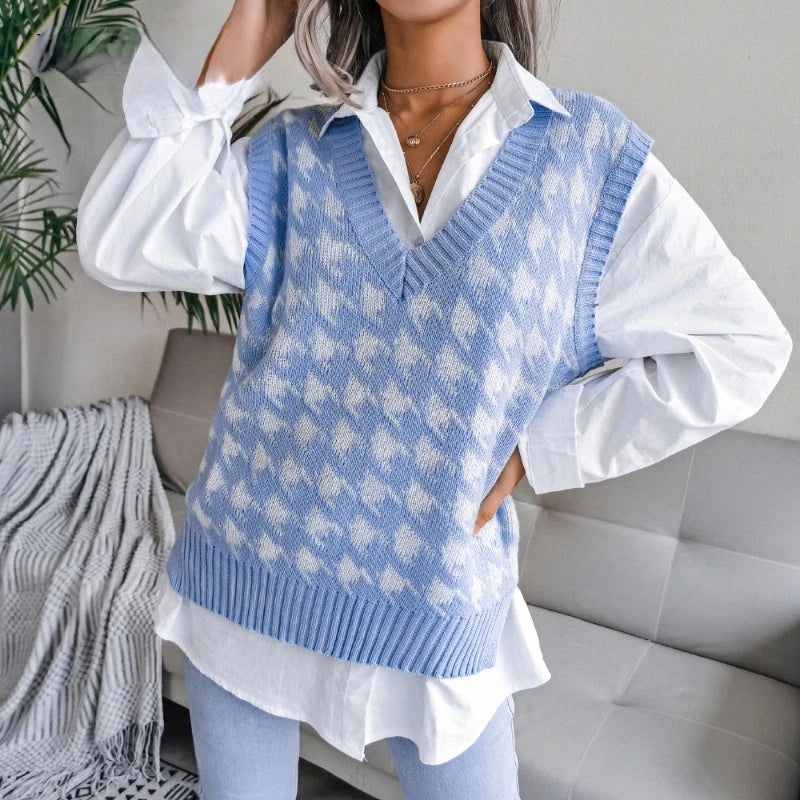 Romilly | Women's Houndstooth V-Neck Knitted Vest