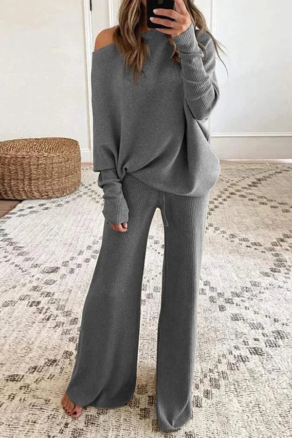 Alessia | Women's Knitted Two-Piece Set with Asymmetric Top & Trousers