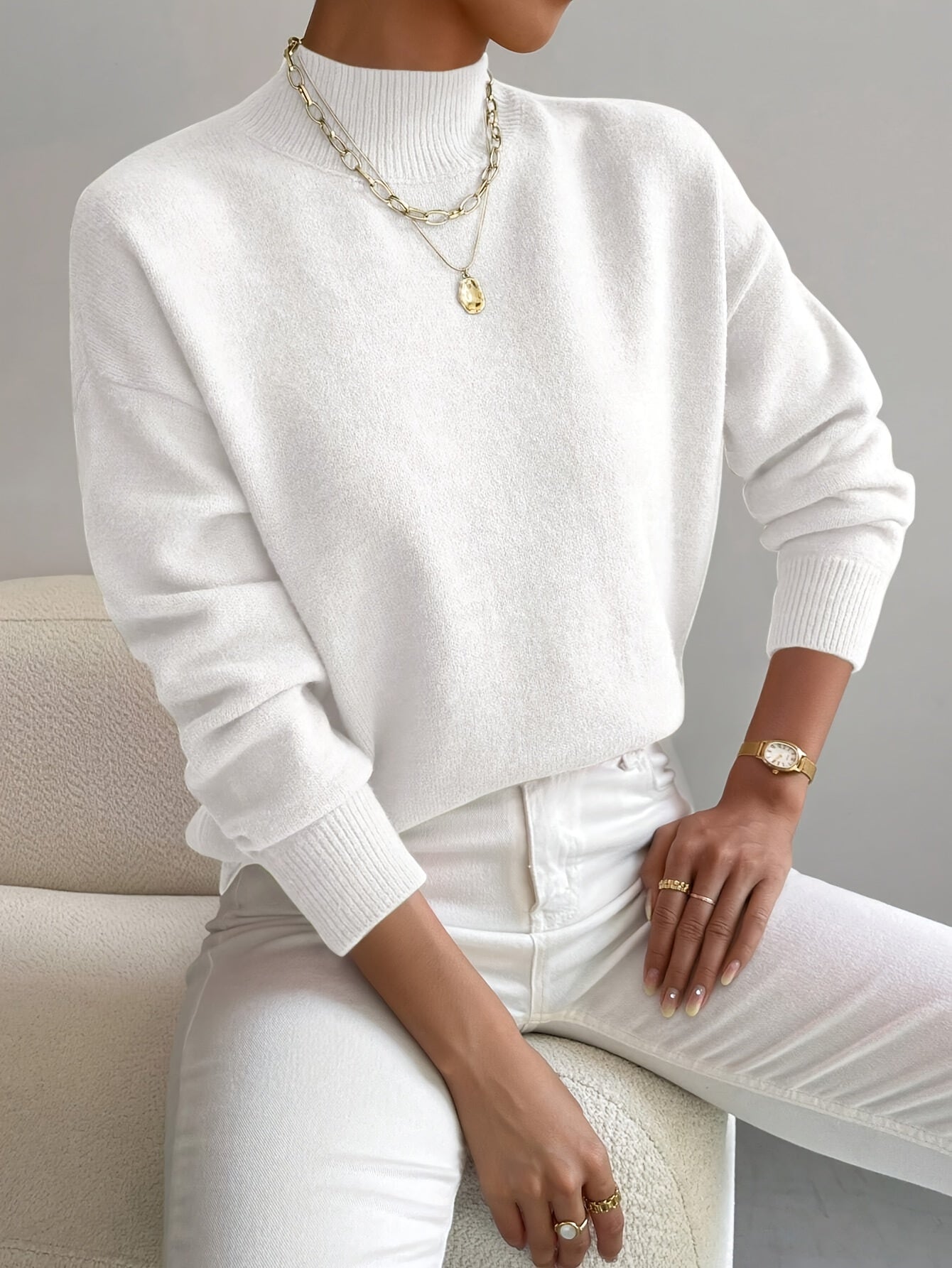Élodie | Women's Classic Crew Neck Knit Sweater