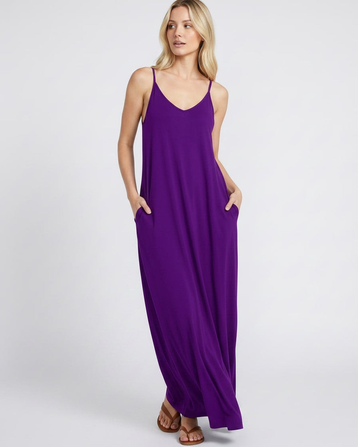 Sophia | Elegant V-Neck Maxi Dress with Pockets
