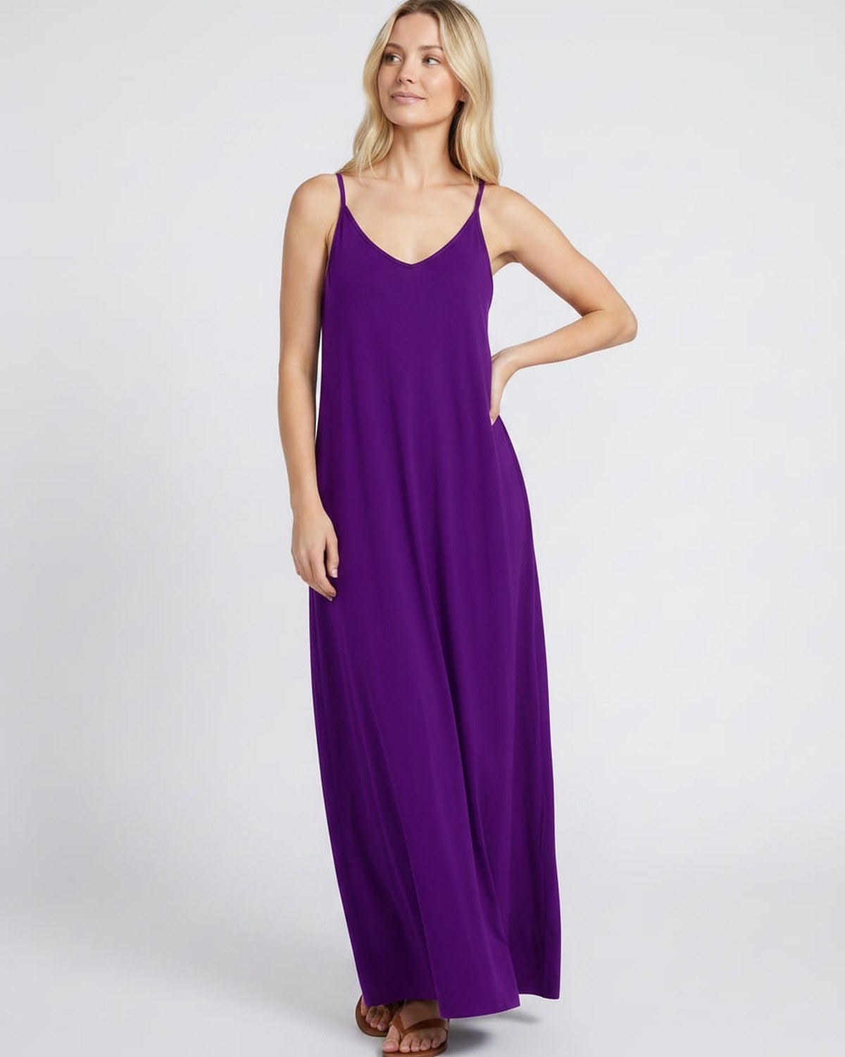 Sophia | Elegant V-Neck Maxi Dress with Pockets