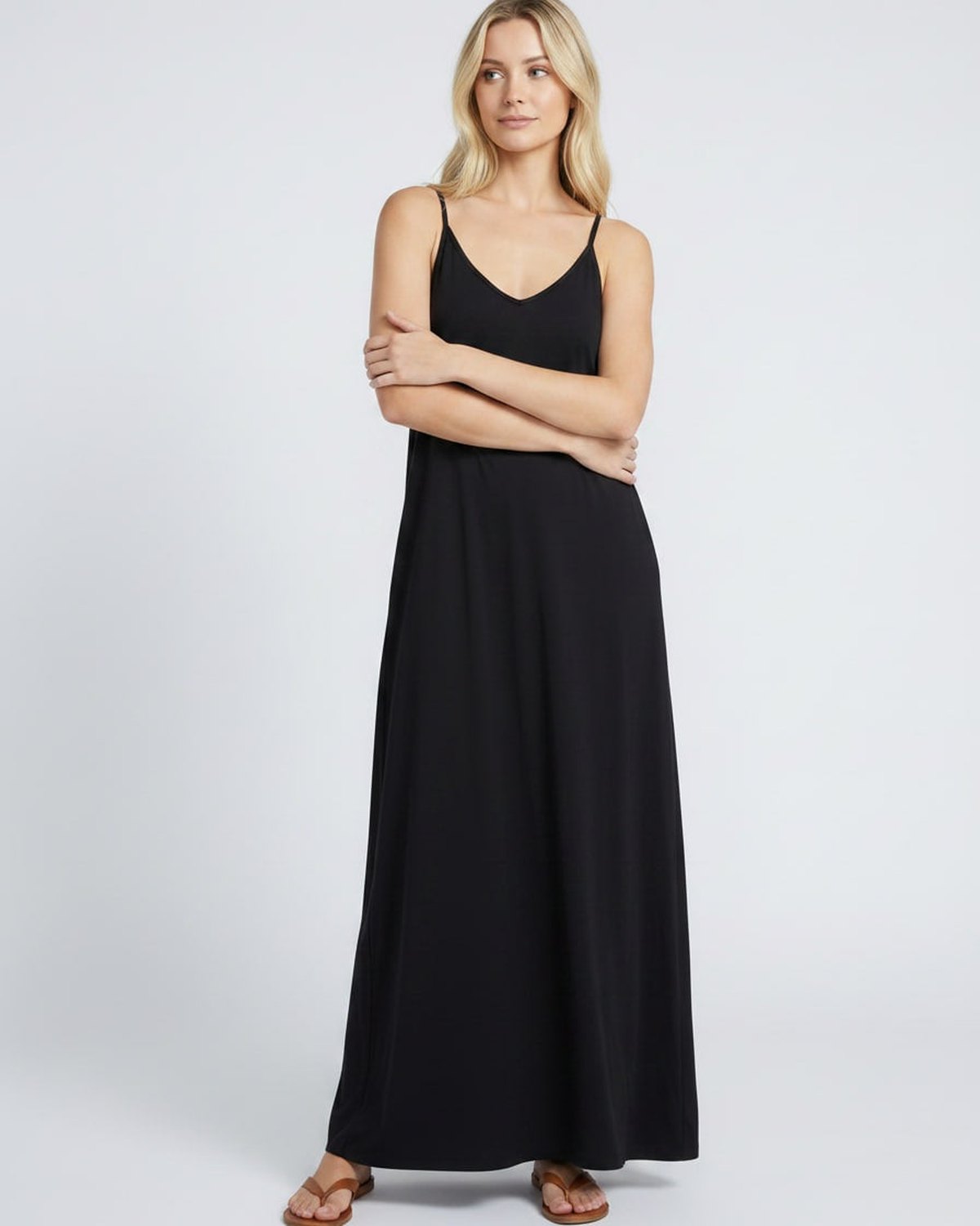 Sophia | Elegant V-Neck Maxi Dress with Pockets