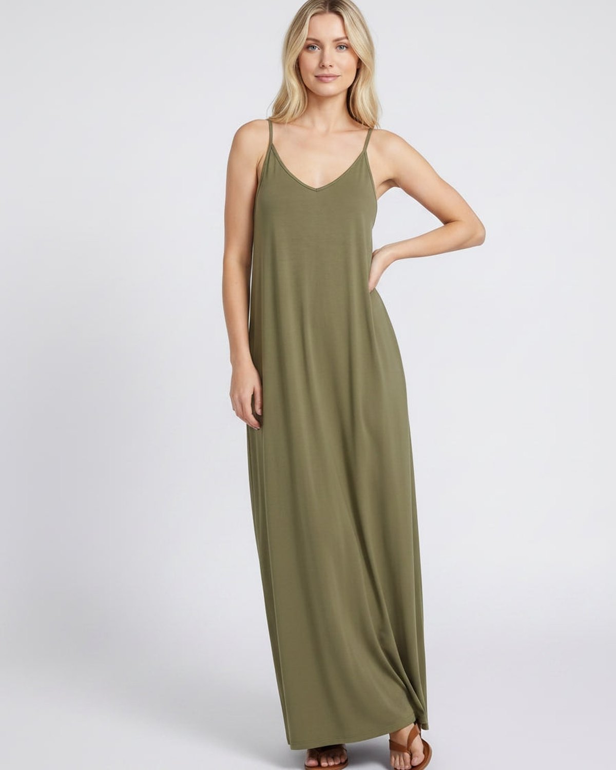Sophia | Elegant V-Neck Maxi Dress with Pockets