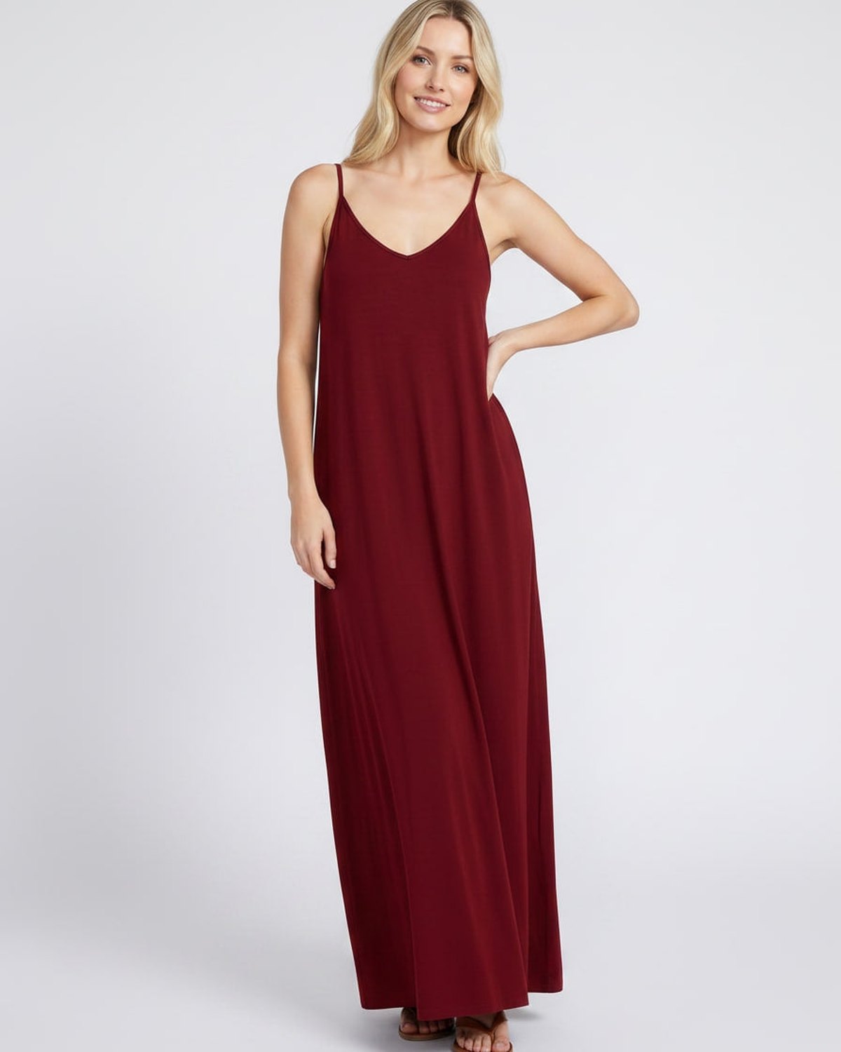 Sophia | Elegant V-Neck Maxi Dress with Pockets