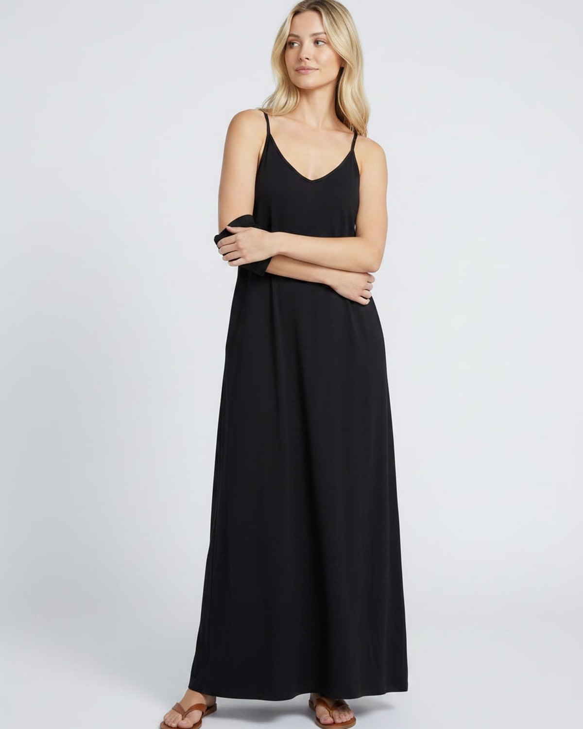 Sophia | Elegant V-Neck Maxi Dress with Pockets