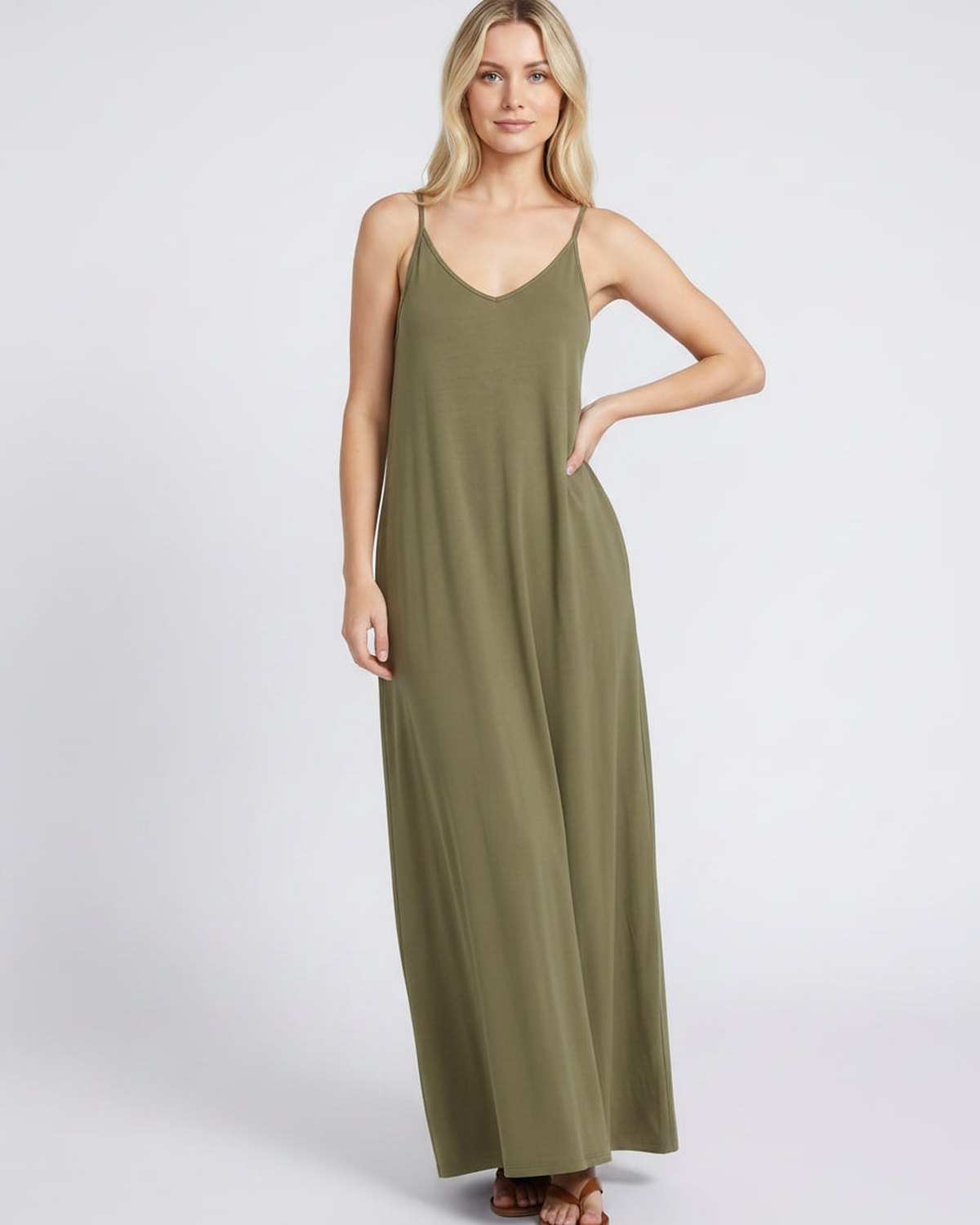 Sophia | Elegant V-Neck Maxi Dress with Pockets