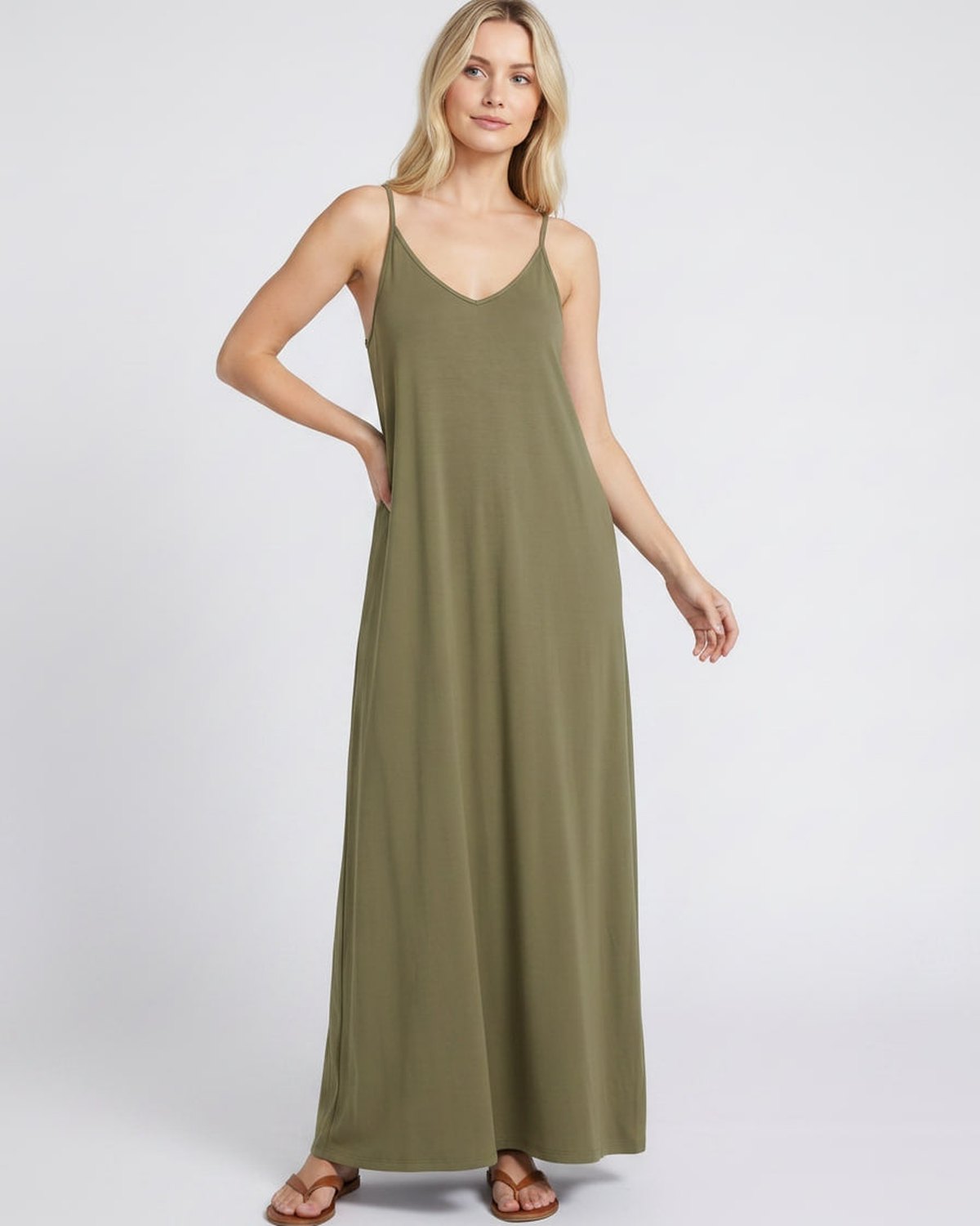 Sophia | Elegant V-Neck Maxi Dress with Pockets