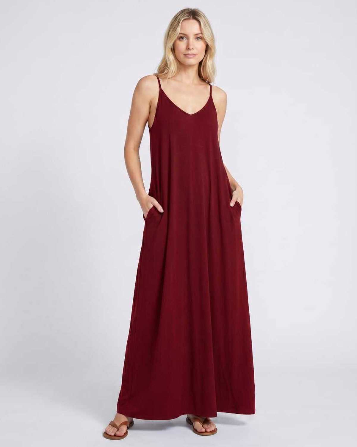 Sophia | Elegant V-Neck Maxi Dress with Pockets