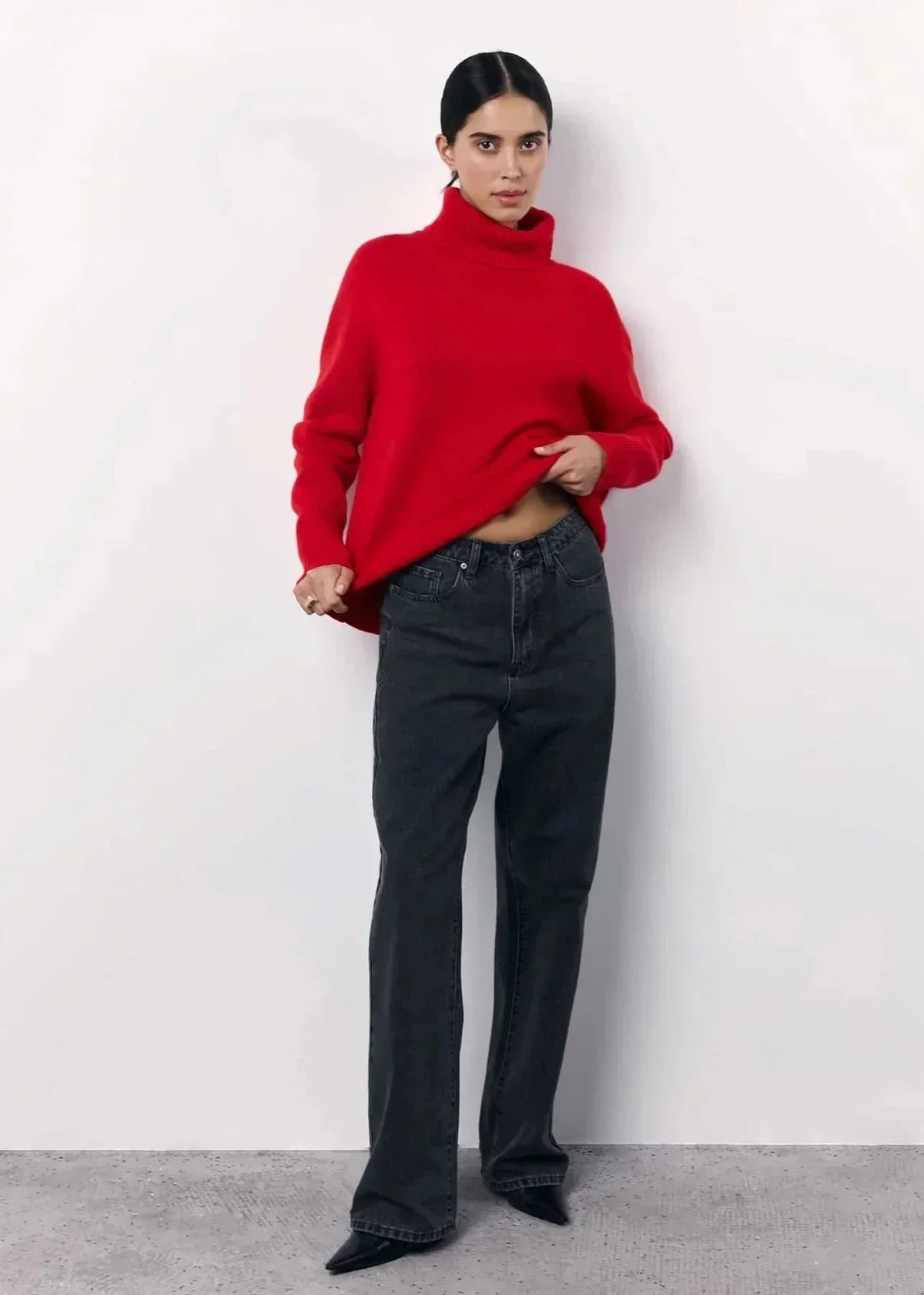 Women's Oversized Roll-Neck Knitted Jumper