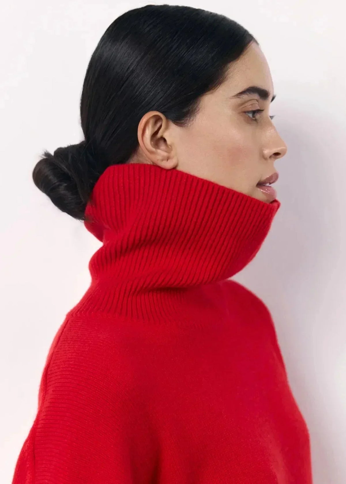 Women's Oversized Roll-Neck Knitted Jumper