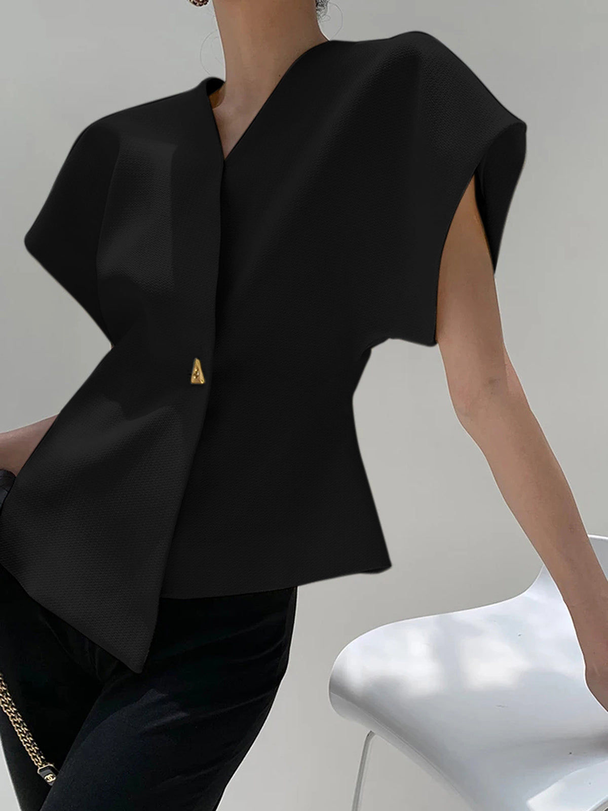 Amara | Chic V-Neck Everyday Top
