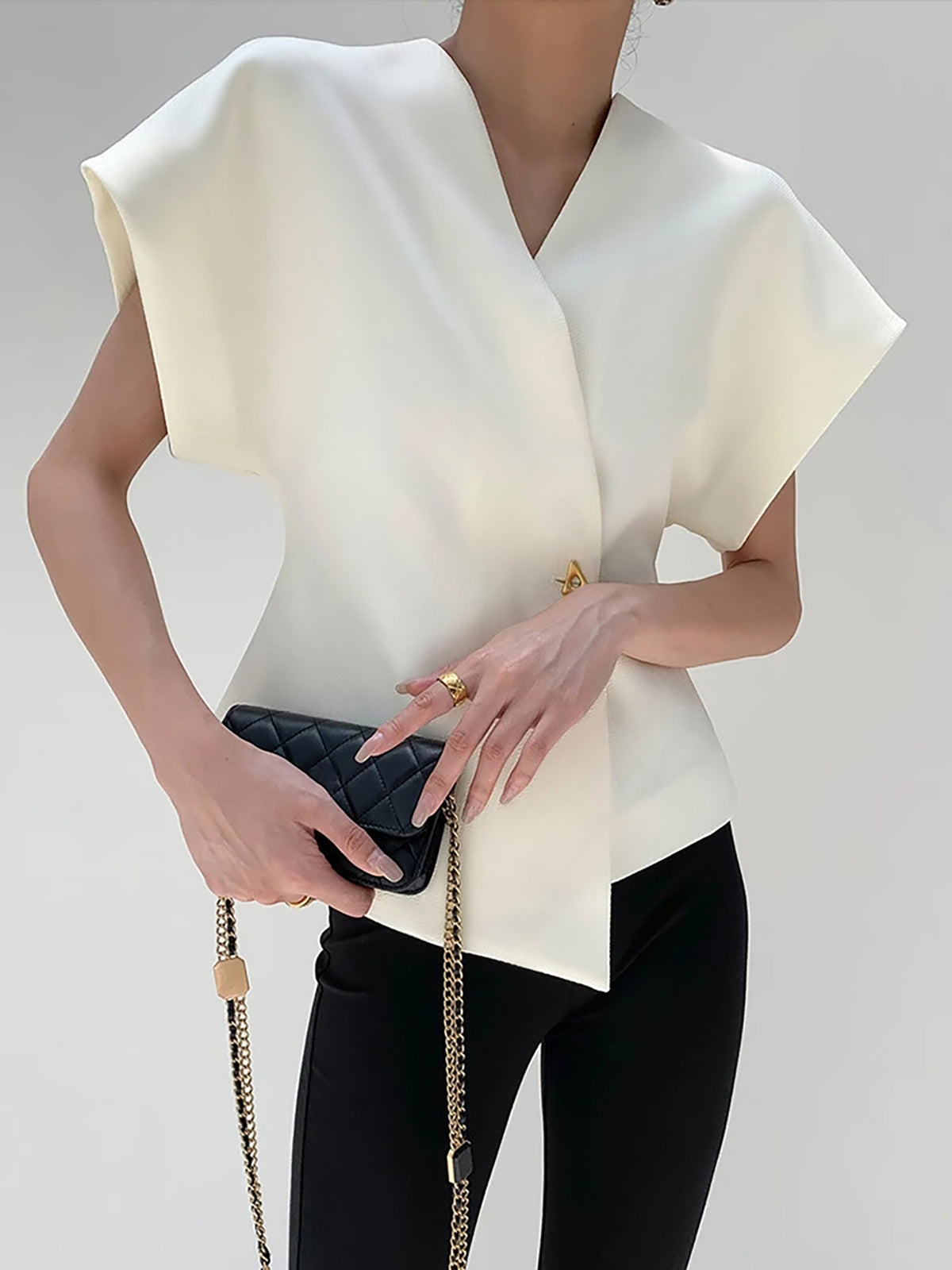 Amara | Chic V-Neck Everyday Top