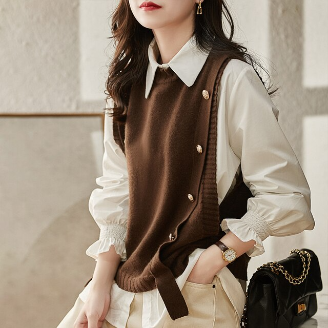 Maëlia | Women's Button-Detail Knitted Vest